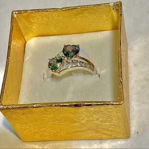 925 silver ring with heart shaped semi-precious stones